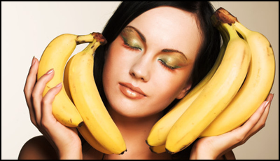 Préparation masque visage banane